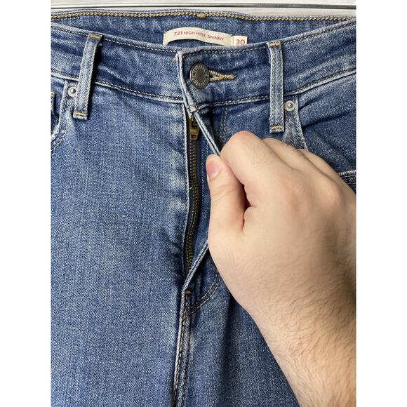 Levis 721 High Rise Skinny Jeans Womens 30 Distressed Frayed Hem Stretch Denim - Picture 2 of 15